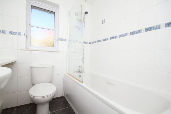 Cost of Shower Window Replacement in Cherry Hill